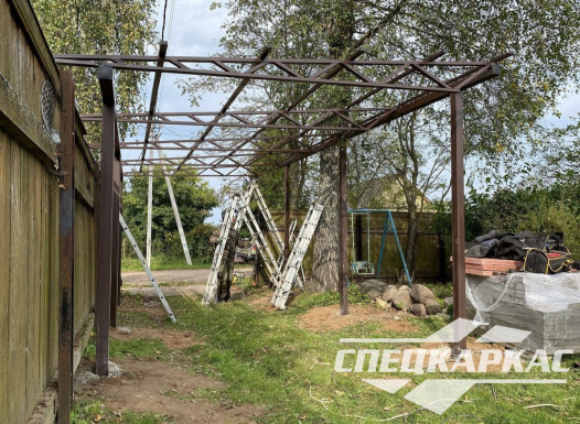 Прямой односкатный навес из поликарбоната для машины №97 - фото 1924